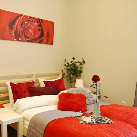Rose City Centre Apartament