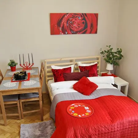 Rose City Centre Apartment *