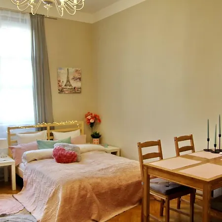 Rose City Centre Apartment Krakow